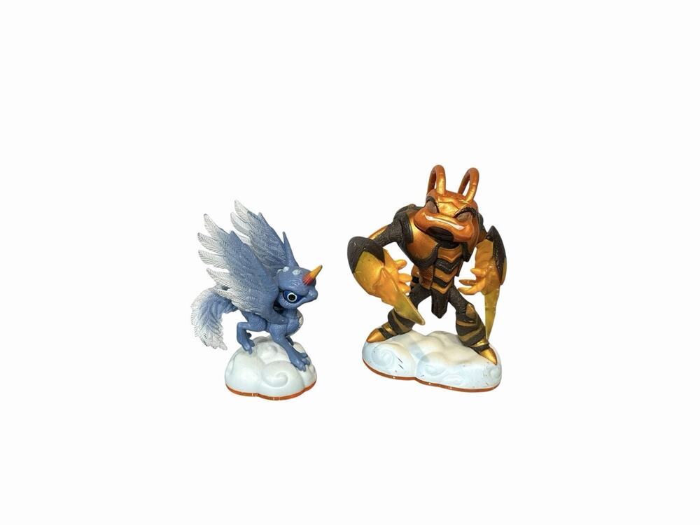 Skylanders Giants Swarm & Whirlwind Game Figures Activision